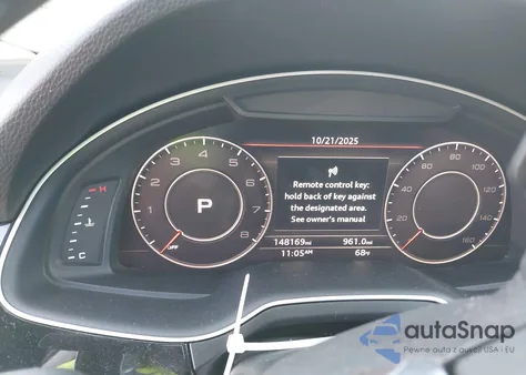 2017 Audi Q7 3.0T Premium из США, поврежденный, VIN WA1VAAF78HD007757